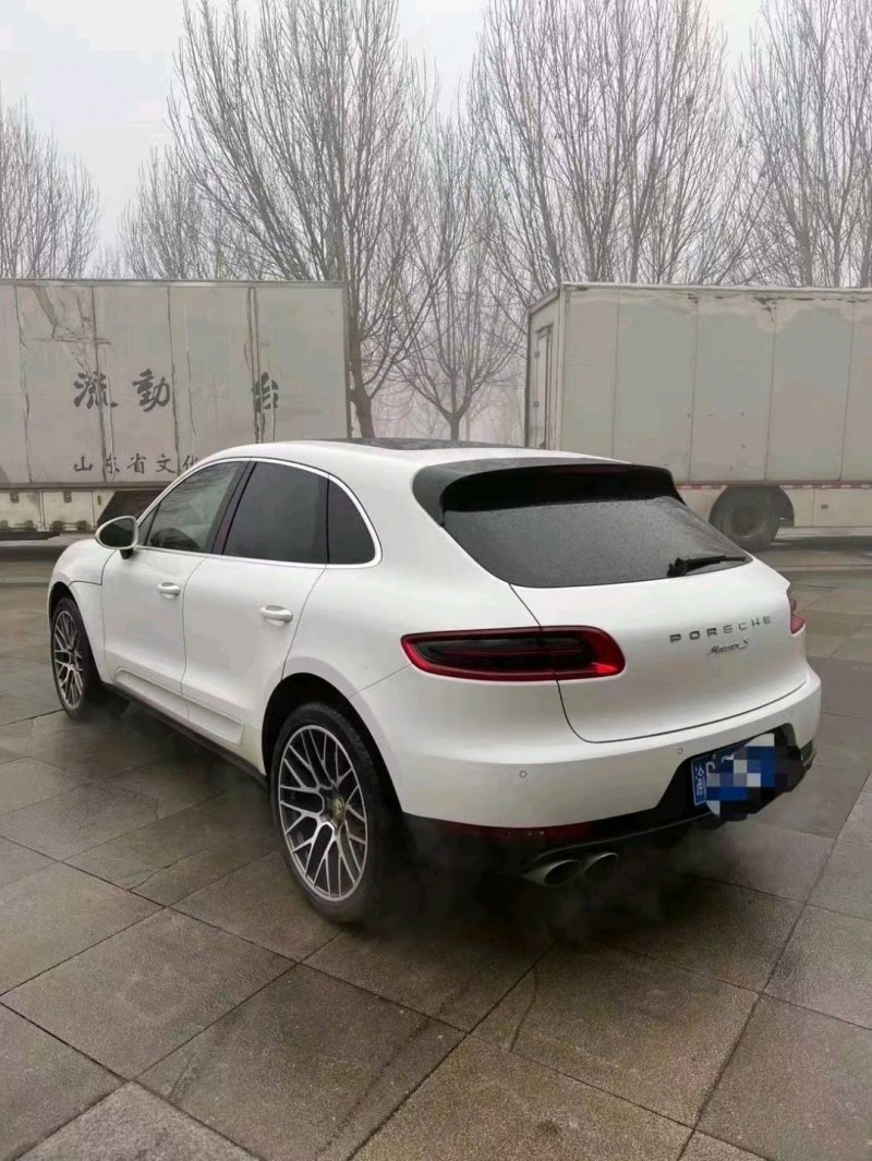 聊城15年保时捷Macan3