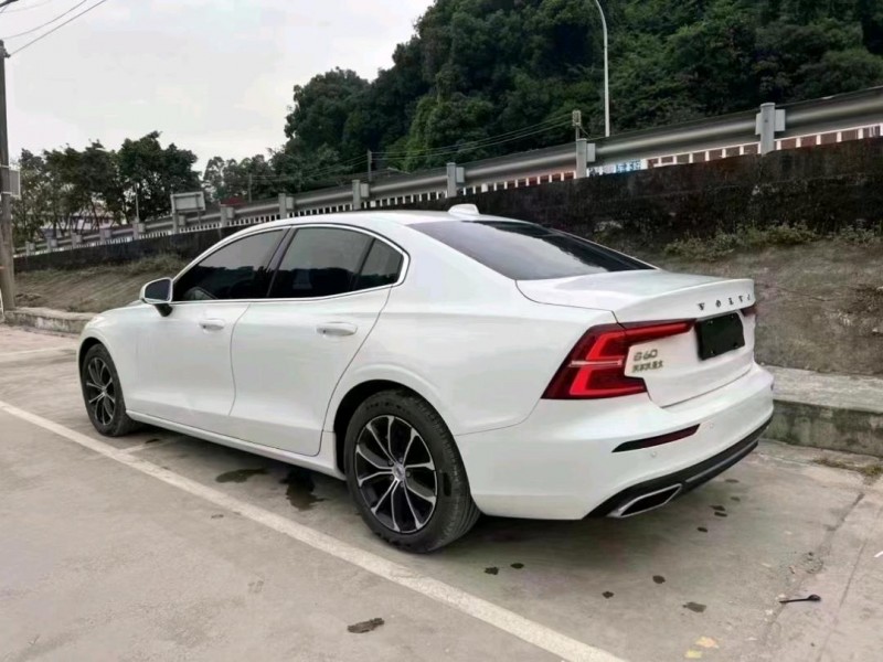 中山21年沃尔沃S904