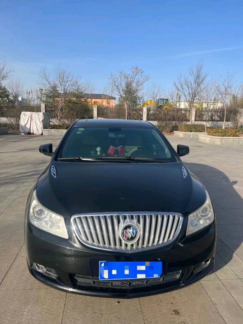 枣庄12年别克君越1