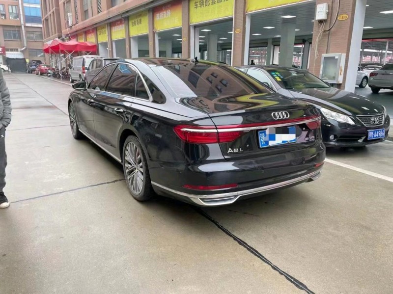 北京19年奥迪A8L5
