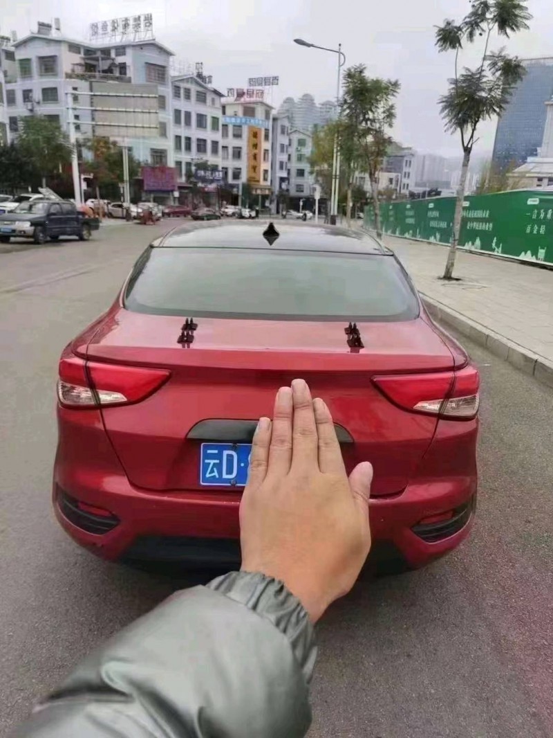 安顺16年日产蓝鸟2