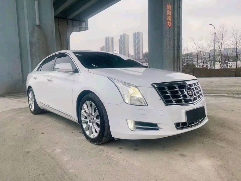安順15年凱迪拉克XTS1
