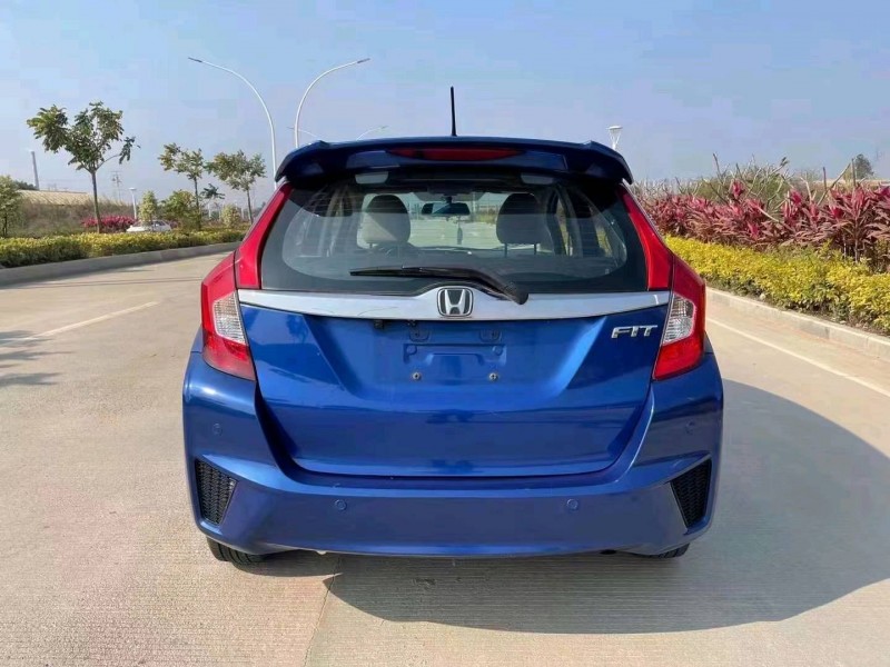 珠海14年本田飞度3