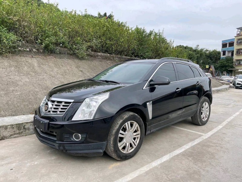 中山14年凯迪拉克SRX2