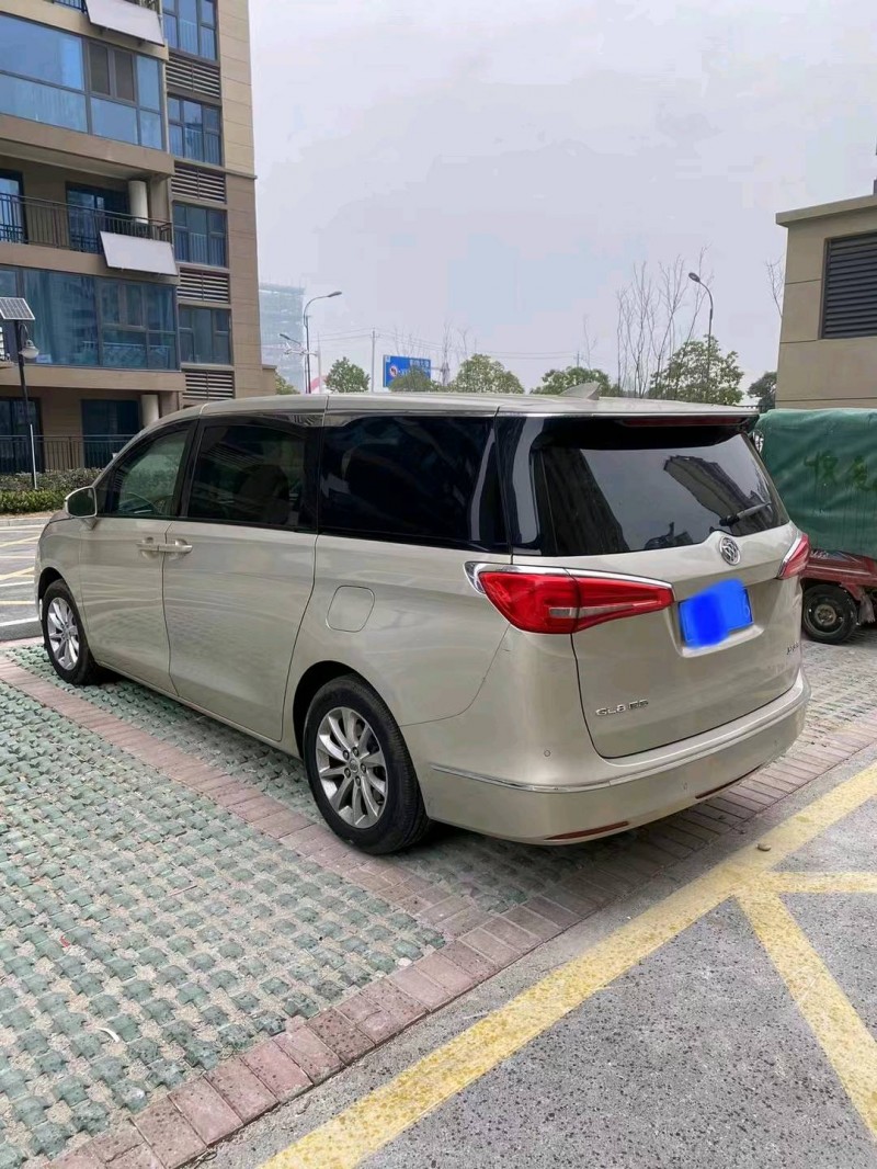 邯郸18年别克GL84