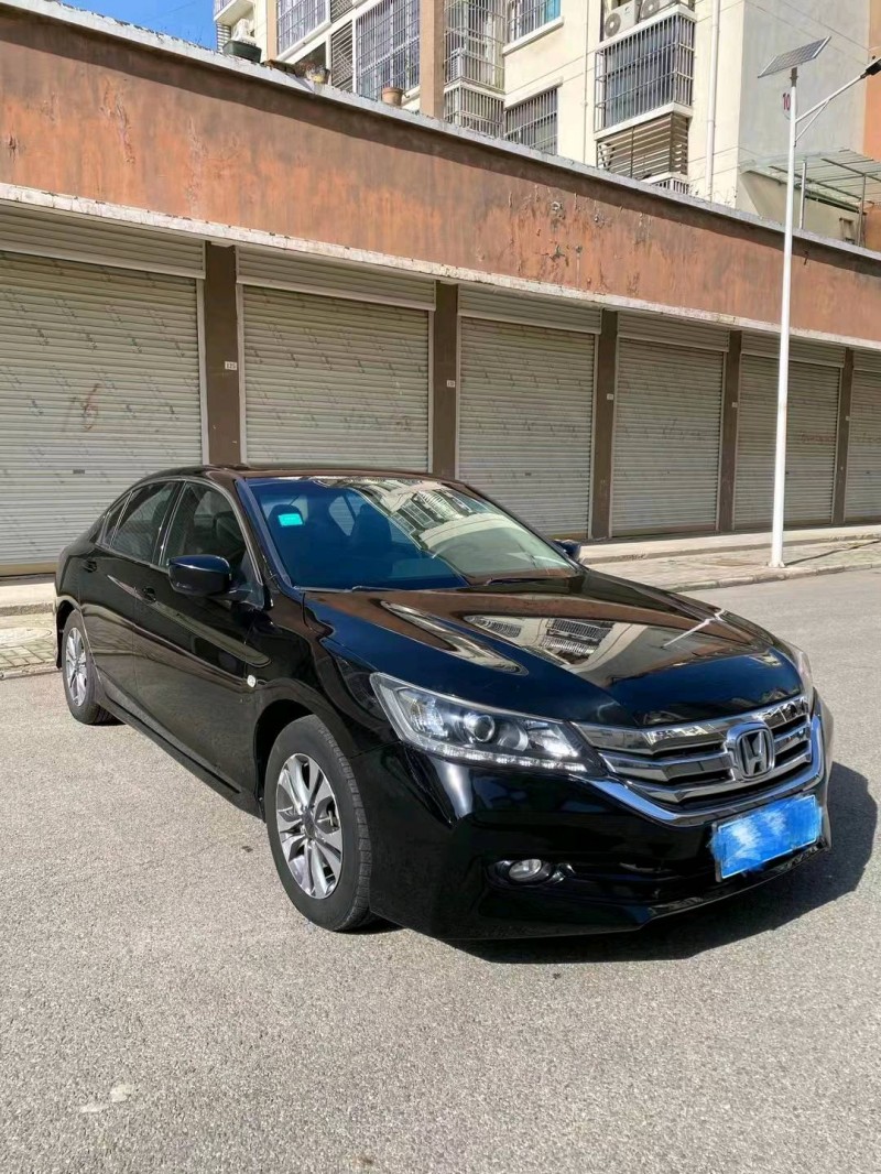 邯郸16年本田雅阁2