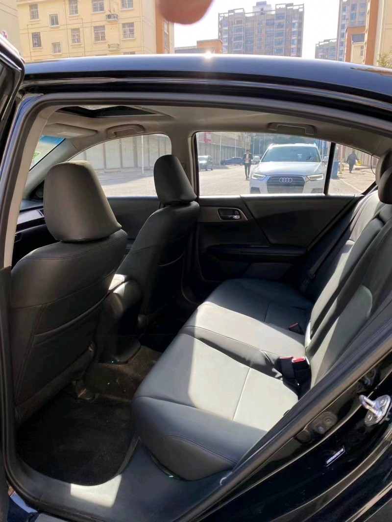 邯郸16年本田雅阁6