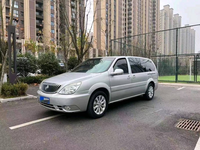 青岛15年别克GL88