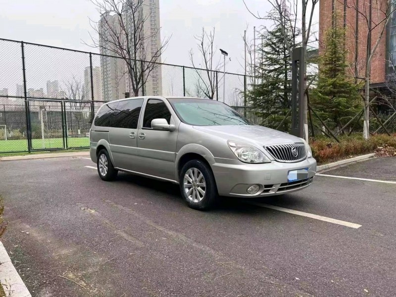 青岛15年别克GL87