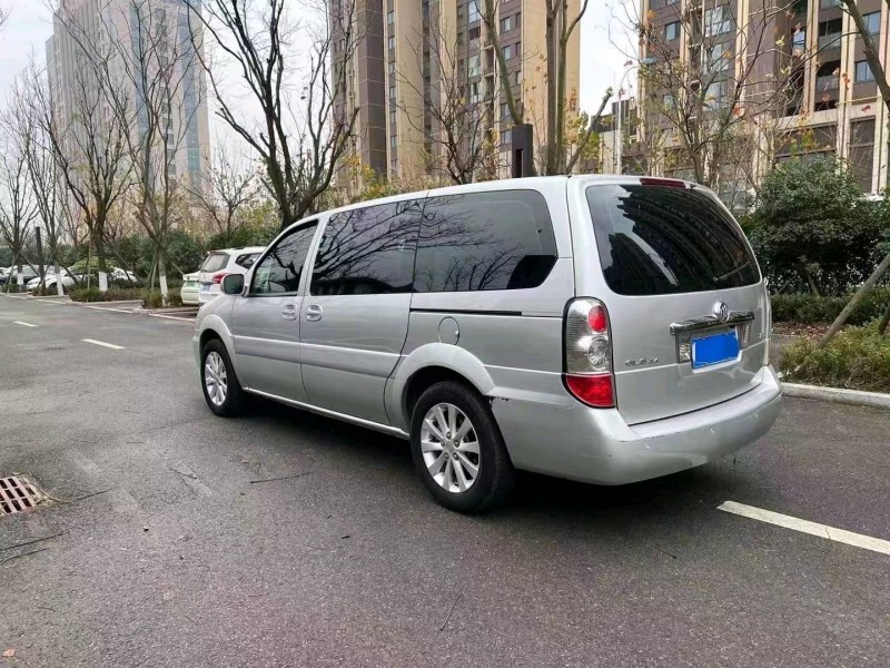 青岛15年别克GL83