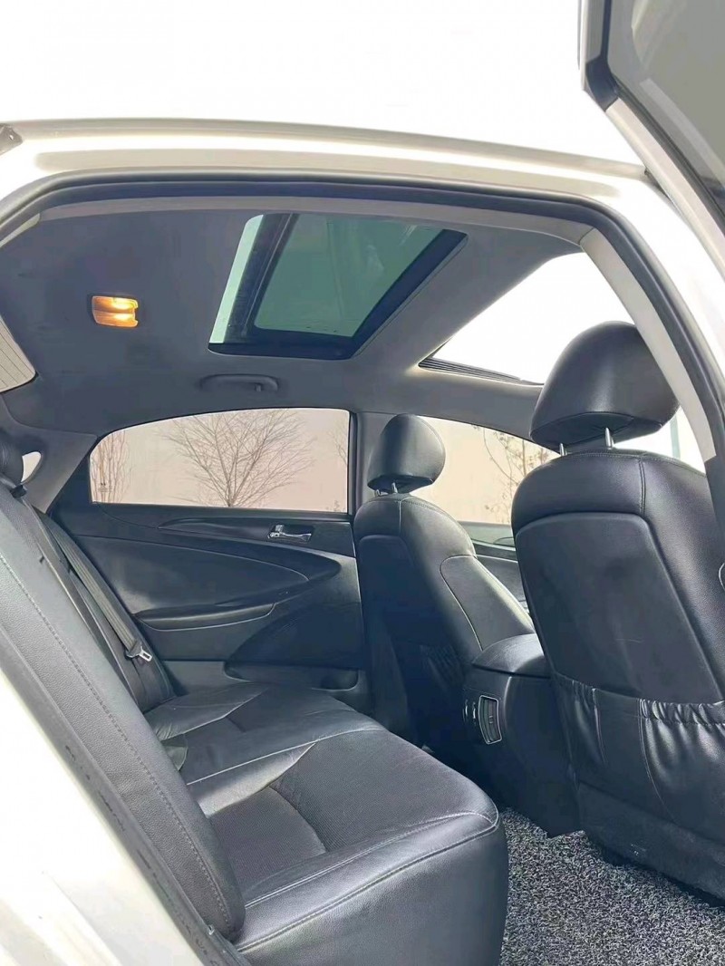 淮南12年现代索纳塔八8