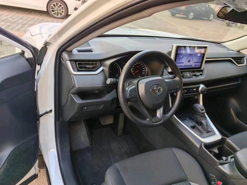 邯郸22年丰田威兰达6