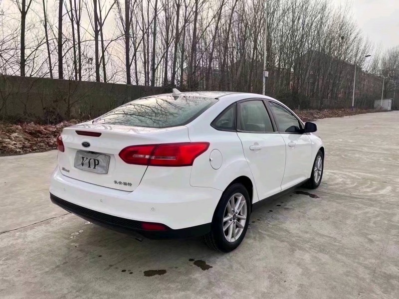 枣庄17年福特福克斯6