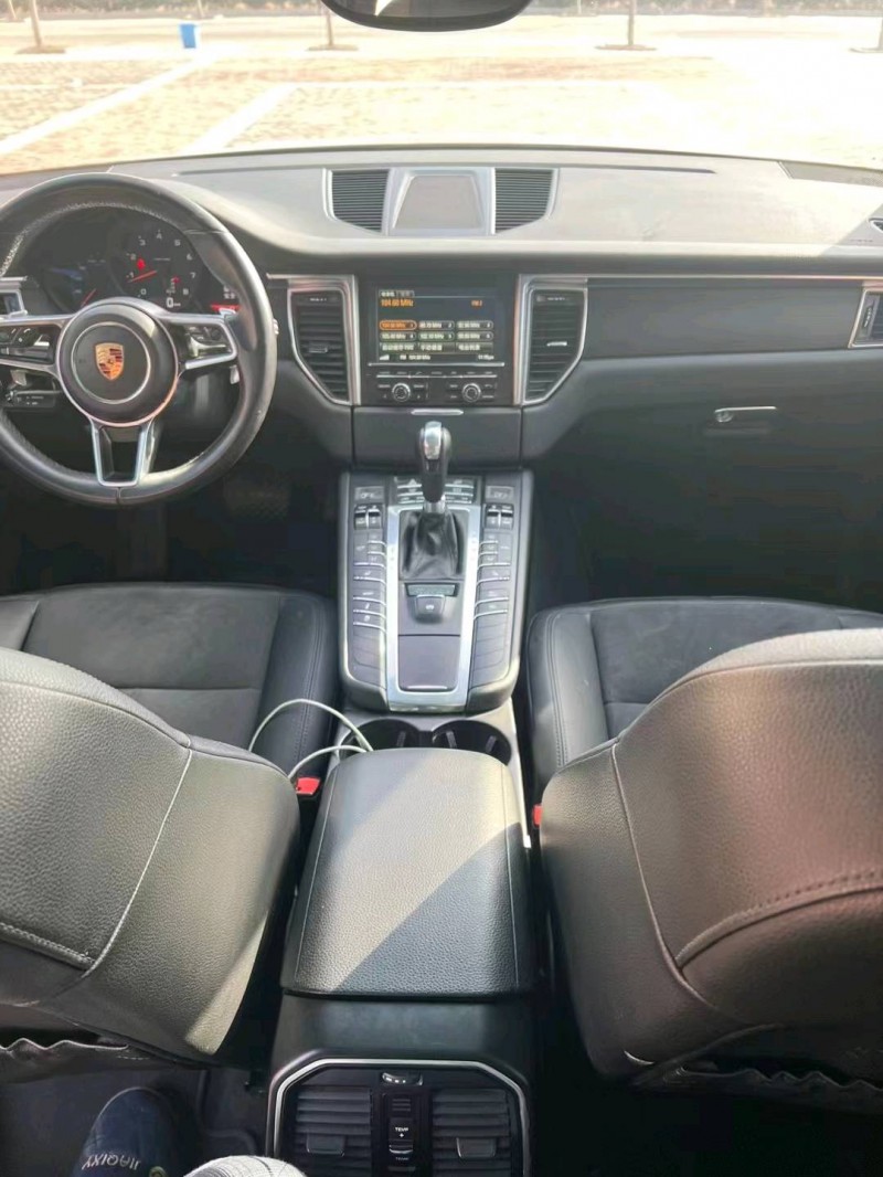 淮南16年保時捷Macan4
