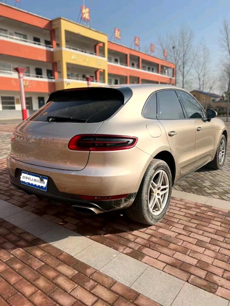 淮南16年保時捷Macan9