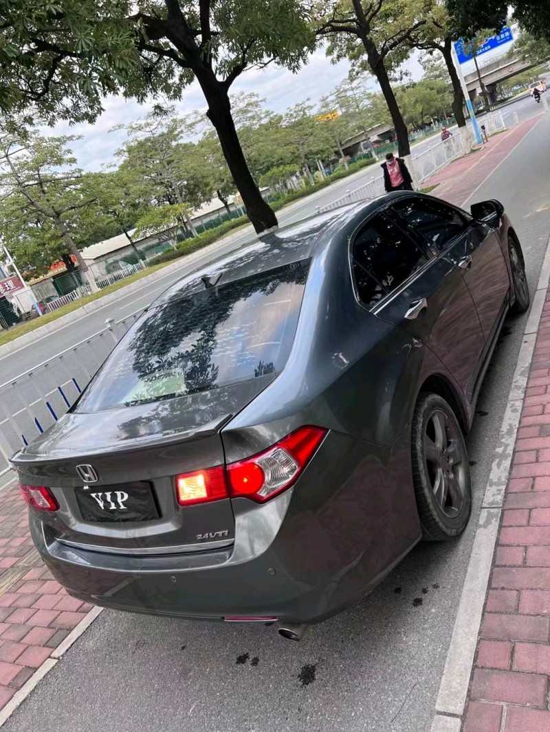 广州10年本田思铂睿7