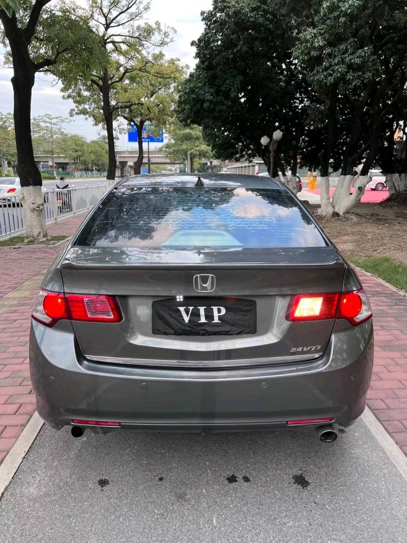 广州10年本田思铂睿9