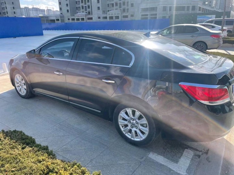 济南14年别克君越8