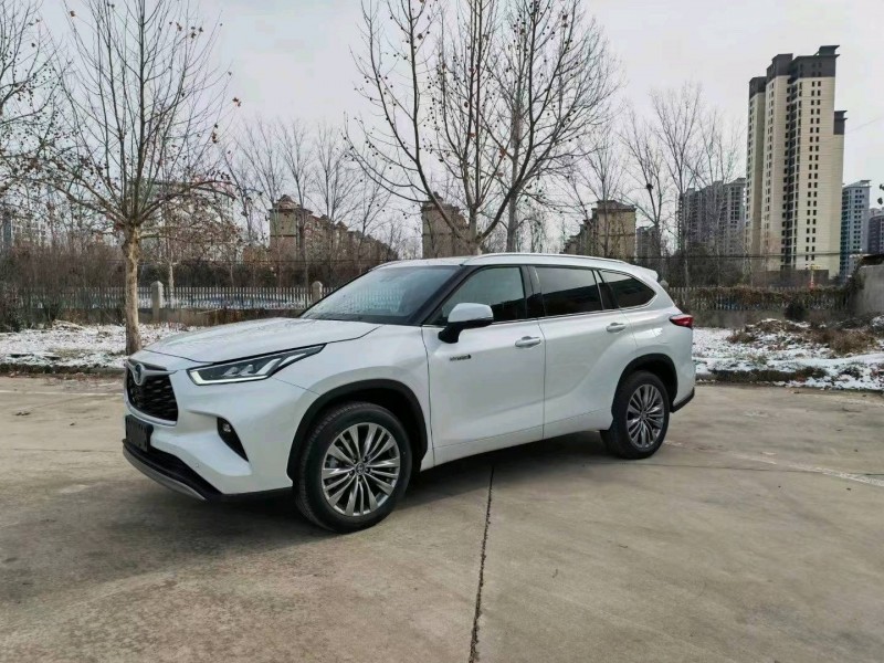 济南23年丰田汉兰达3