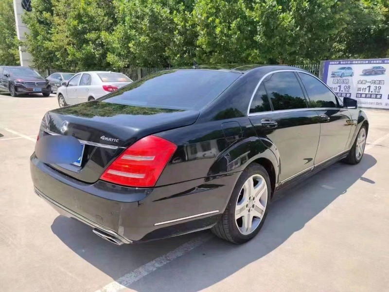 聊城08年奔驰S8