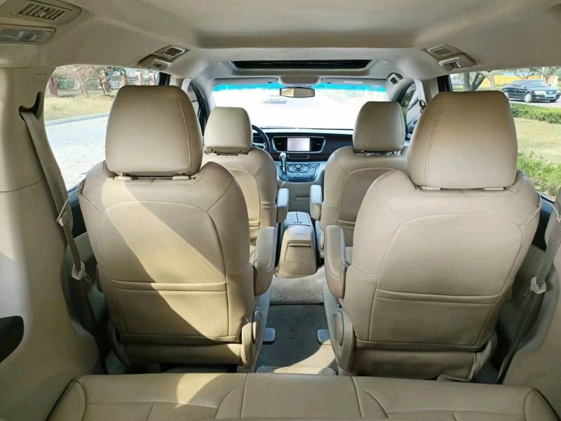 济南16年别克GL86