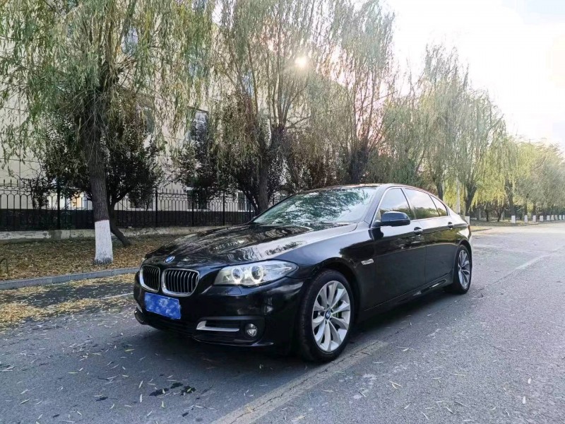 济南17年宝马5系3