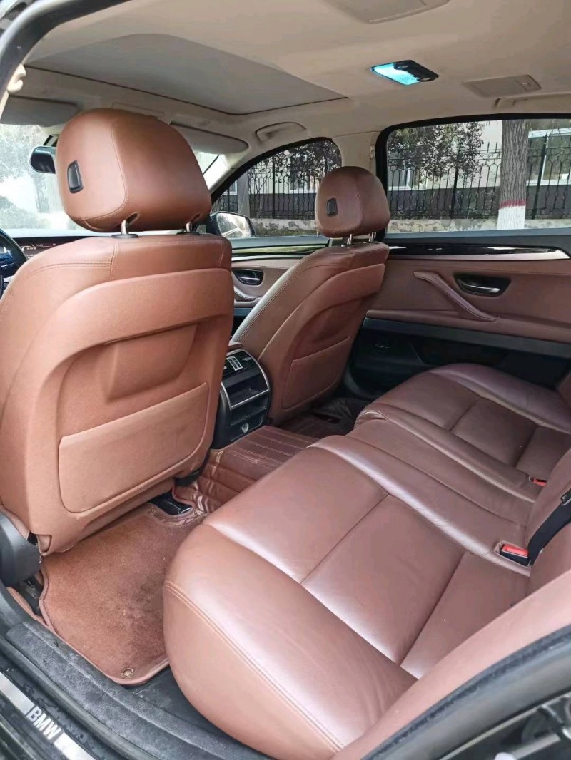 济南17年宝马5系4