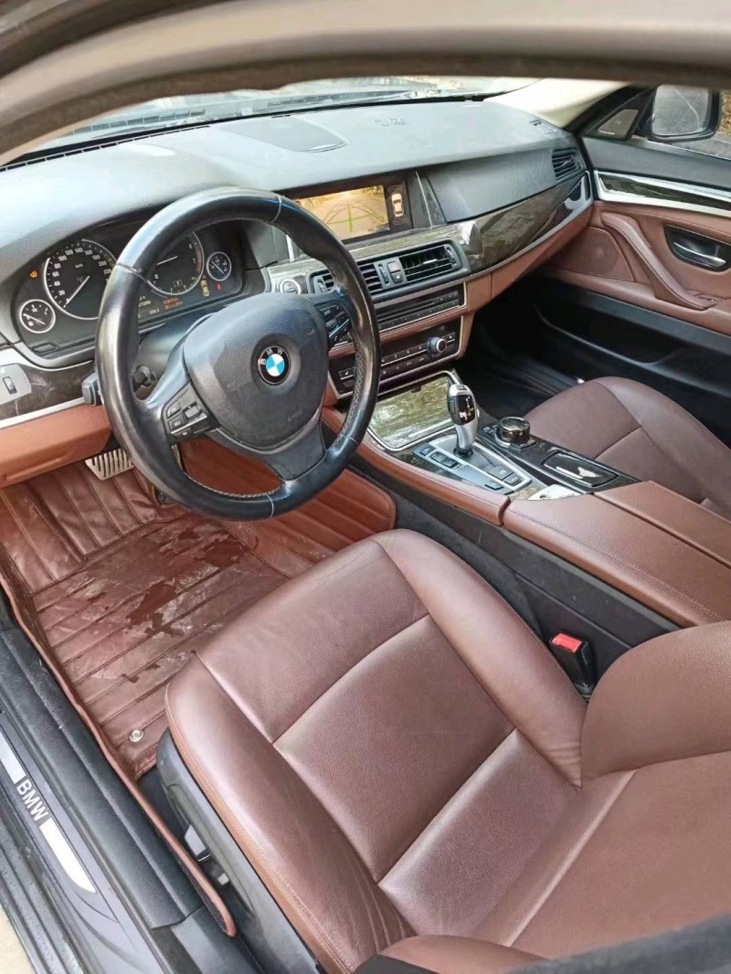 济南17年宝马5系5