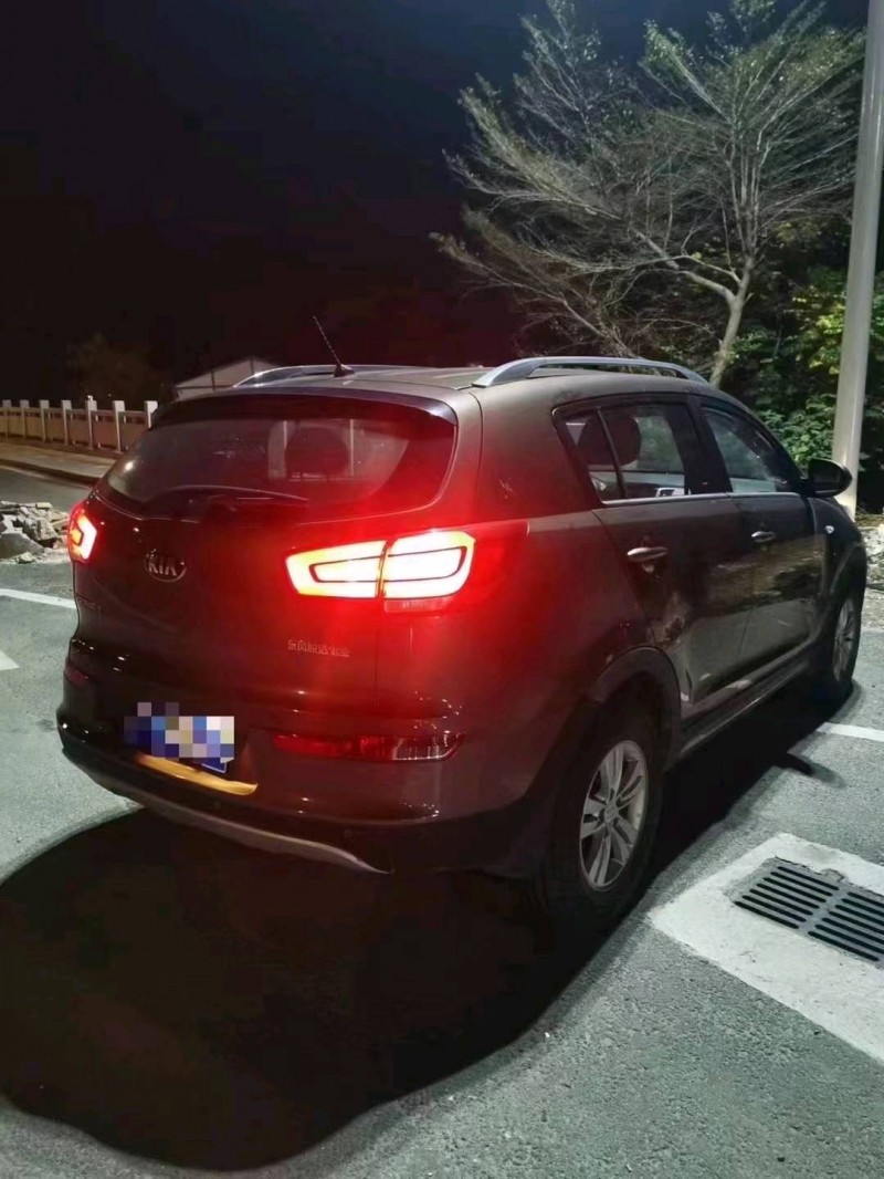 济南17年起亚智跑3