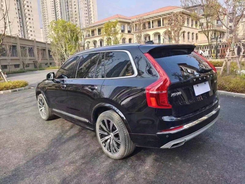 重庆20年沃尔沃XC905