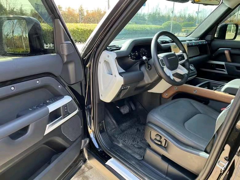 盐城22年路虎卫士4