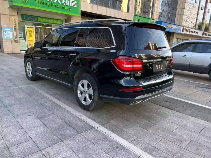 广州17年奔驰GLS5