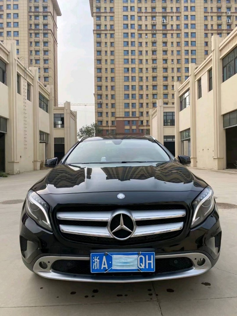 石家庄16年奔驰GLA1