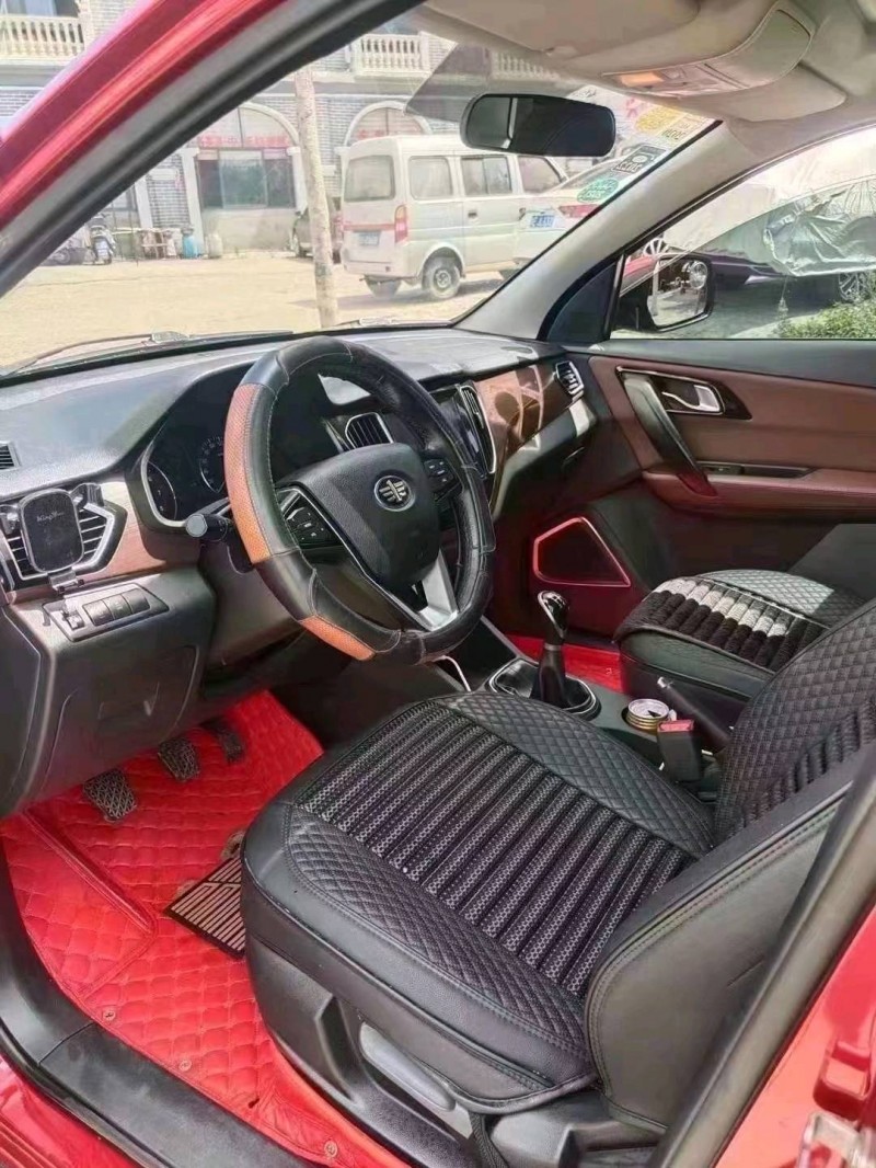 安顺18年一汽森雅R76