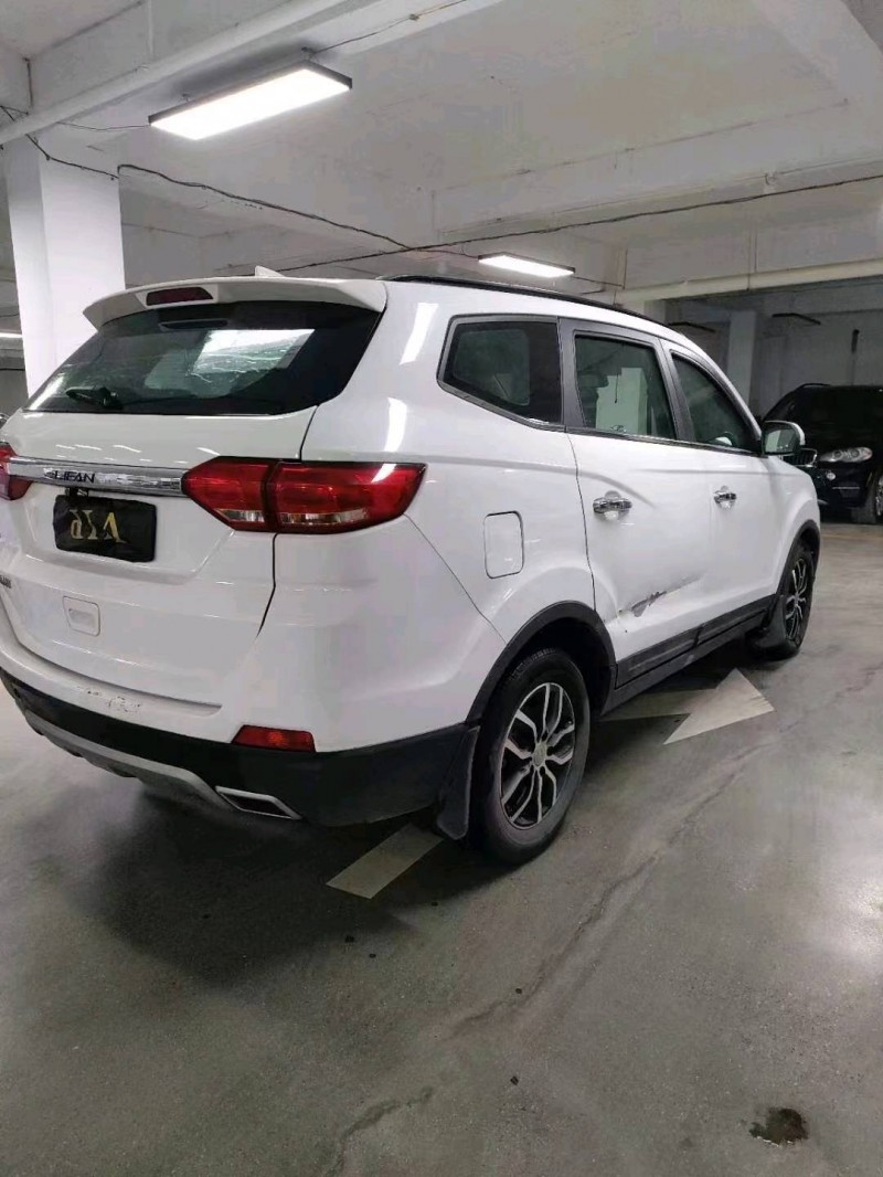 安顺18年力帆汽车迈威3