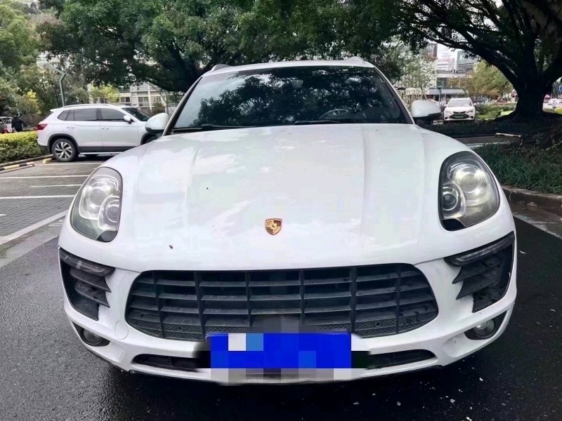 嘉兴16年保时捷Macan1