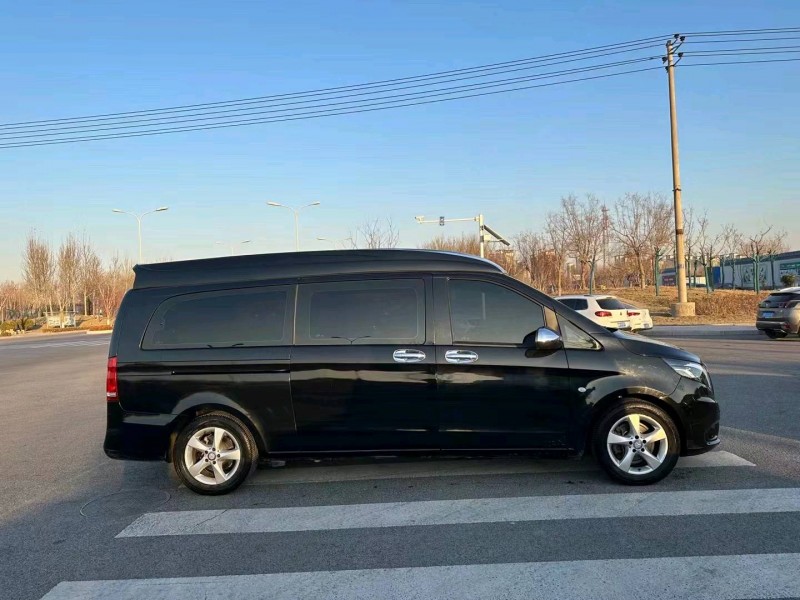 邢台17年奔驰威霆6