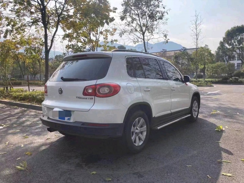 嘉兴10年大众途观7