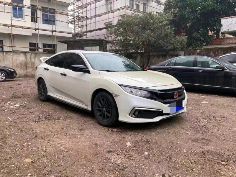 嘉兴21年本田思域4