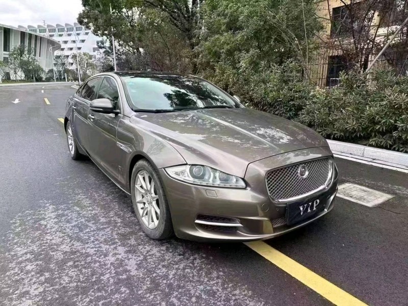 嘉興16年捷豹XJL2