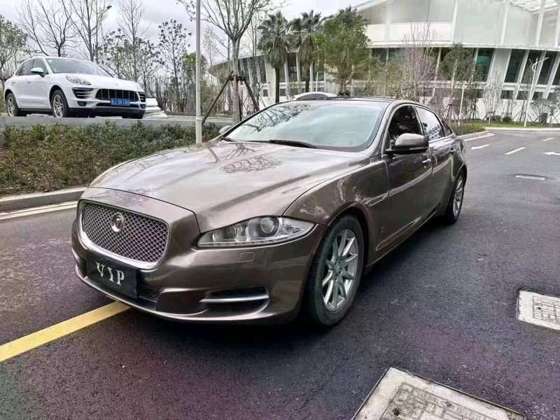 嘉興16年捷豹XJL3