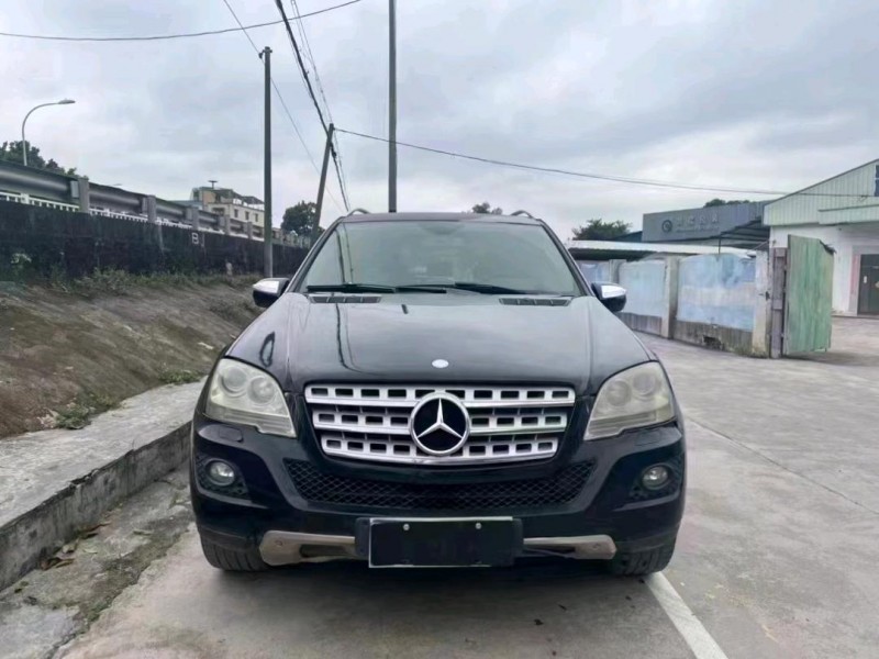 中山09年奔驰ML1