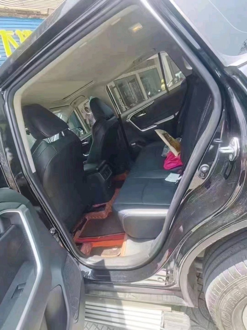 邯郸21年丰田威兰达2