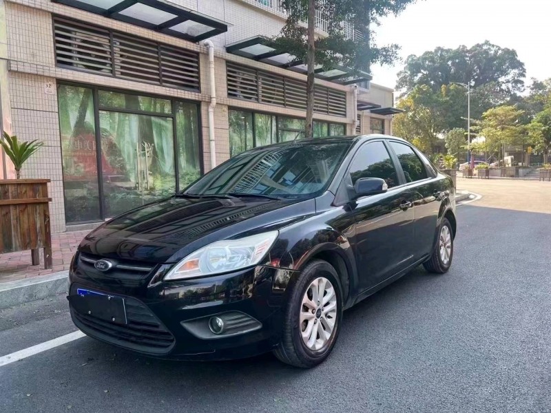 中山14年福特福克斯2