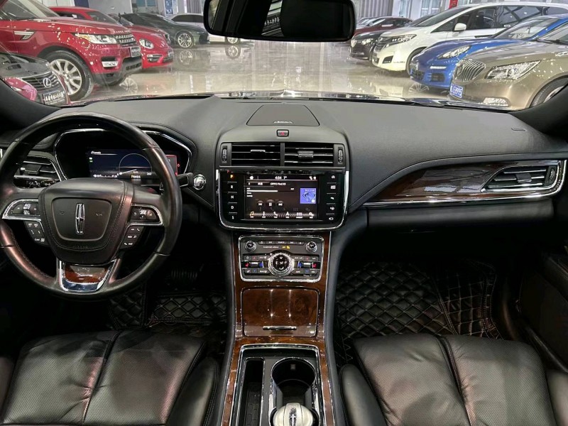 淮南17年林肯大陆8