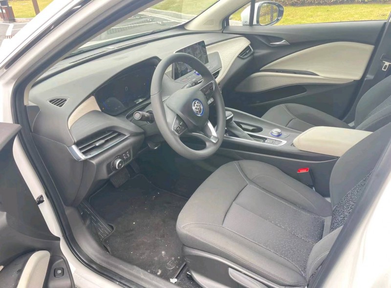 常州22年别克微蓝8