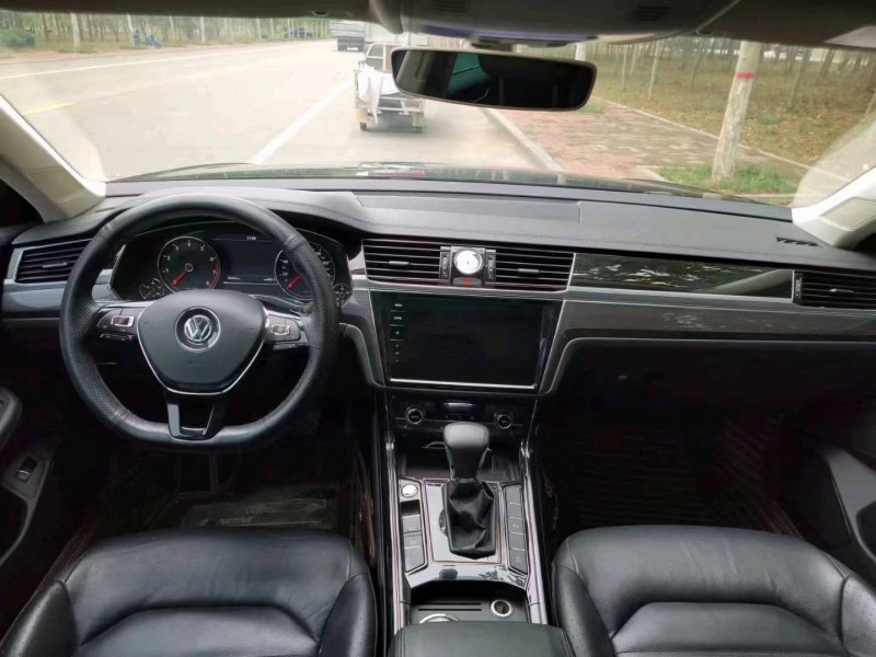 枣庄18年大众辉昂6