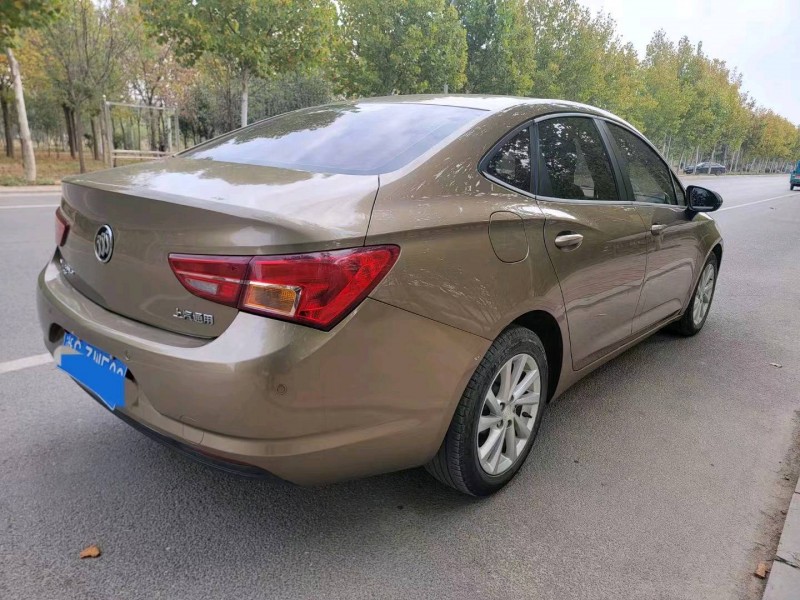 临沂16年别克威朗3