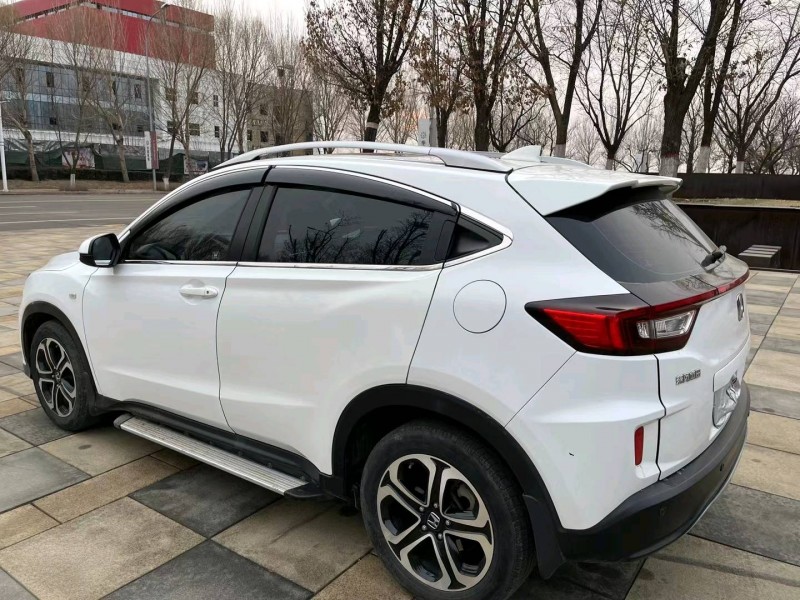 沈阳15年本田缤智8