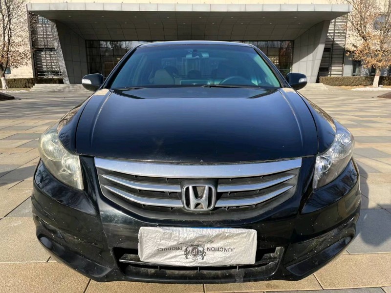 沈阳11年本田雅阁1